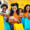 استخدام كوبون خصم لشراء المنتجات بكل سهولة من الإنترنت مع أجواء احتفالية.